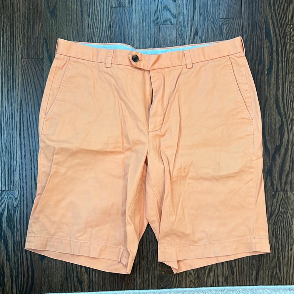 Orange Brooks Brothers Bermuda shorts in size 38W